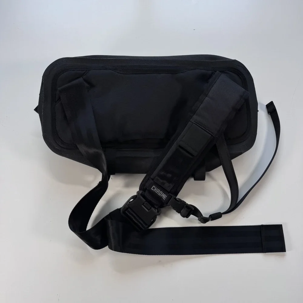 CHROME Industries Kadet WP 9 Liter Adjustable Black Waterproof